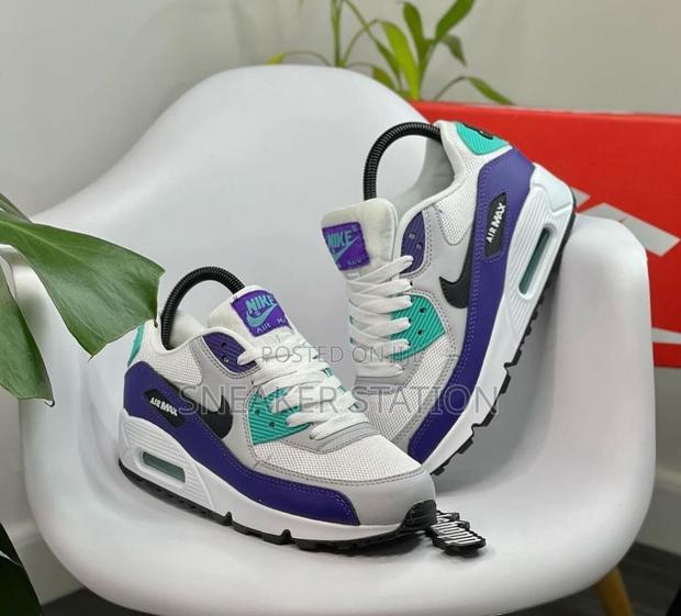 High Quality Nike Airmax 90 Sneaker Available · Photo 2