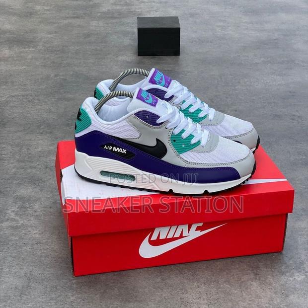 High Quality Nike Airmax 90 Sneaker Available · Photo 1