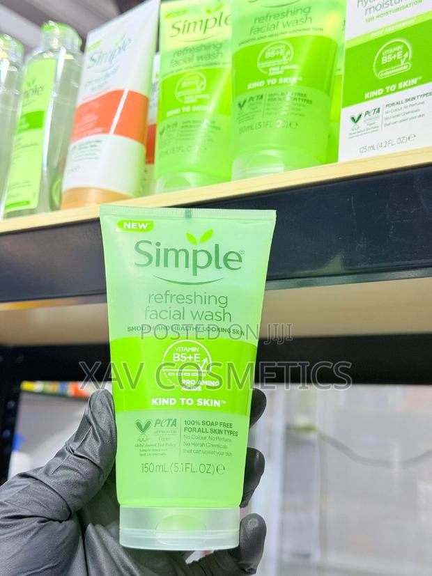 Simple Refreshing Face Wash 150ml · Photo 1