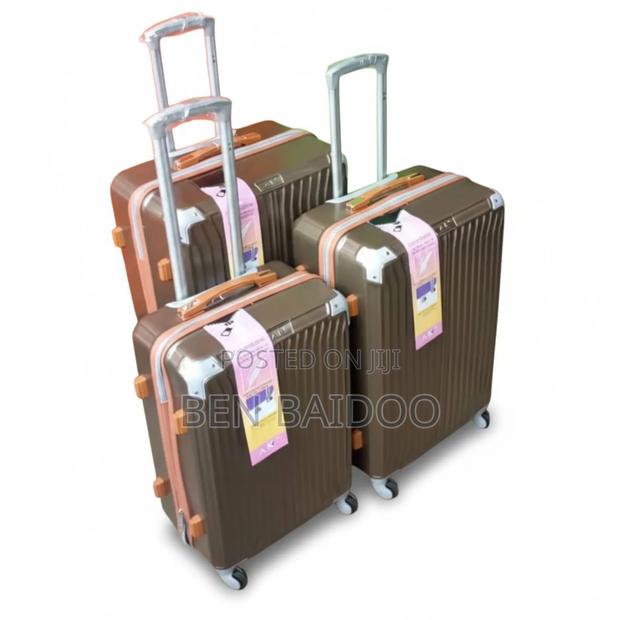 Plastic Travelling Suitcase 3in1(Built to Last Long) · Photo 2