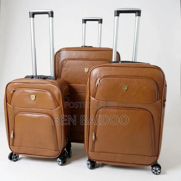 Leather Travel Bag 3-Set(Sleek Beautiful Designs) · Photo 1