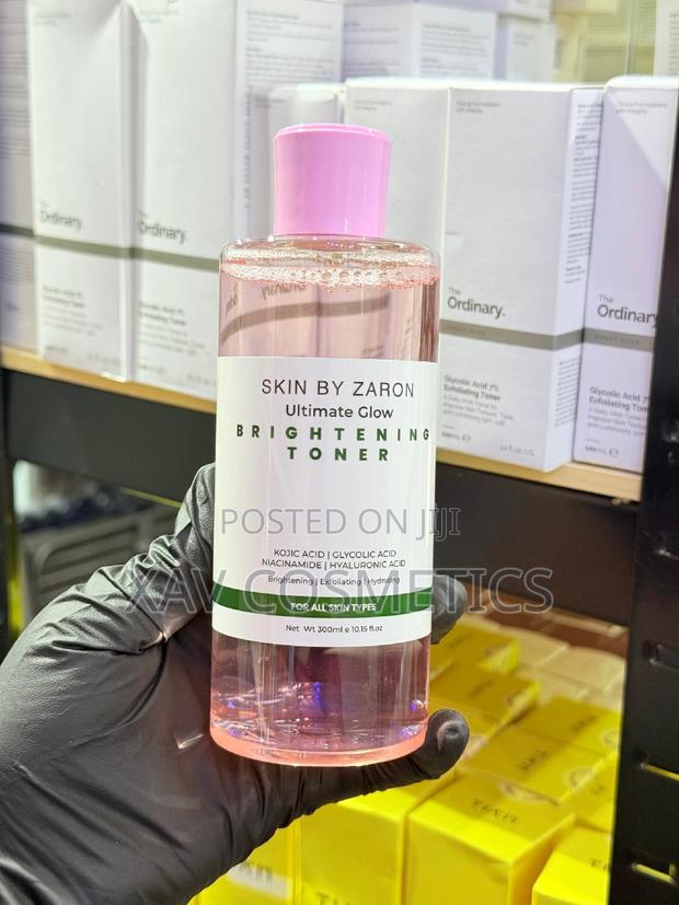 Skin by Zaron Ultimate Glow Brightening Toner · Photo 1