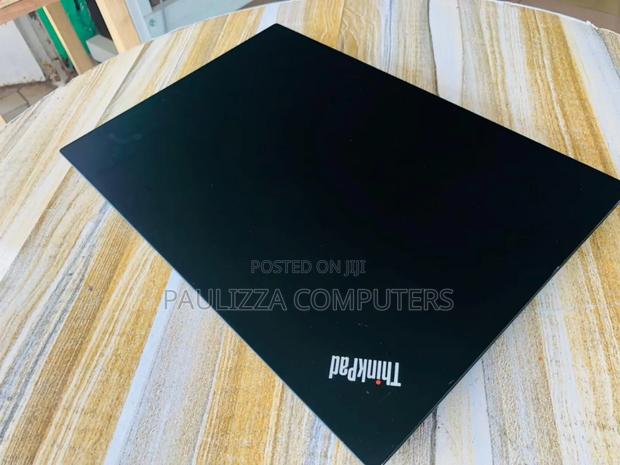 Laptop Lenovo Thinkpad T15 Gen1 12GB AMD Ryzen 7 SSD 256GB · Photo 1