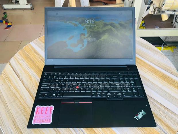 Laptop Lenovo Thinkpad T15 Gen1 12GB AMD Ryzen 7 SSD 256GB · Photo 4