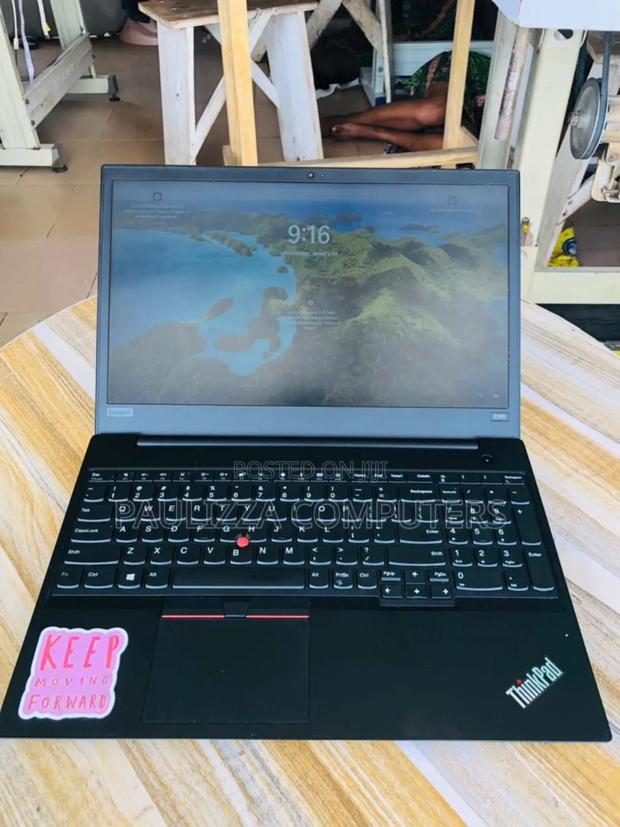 Laptop Lenovo Thinkpad T15 Gen1 12GB AMD Ryzen 7 SSD 256GB · Photo 5