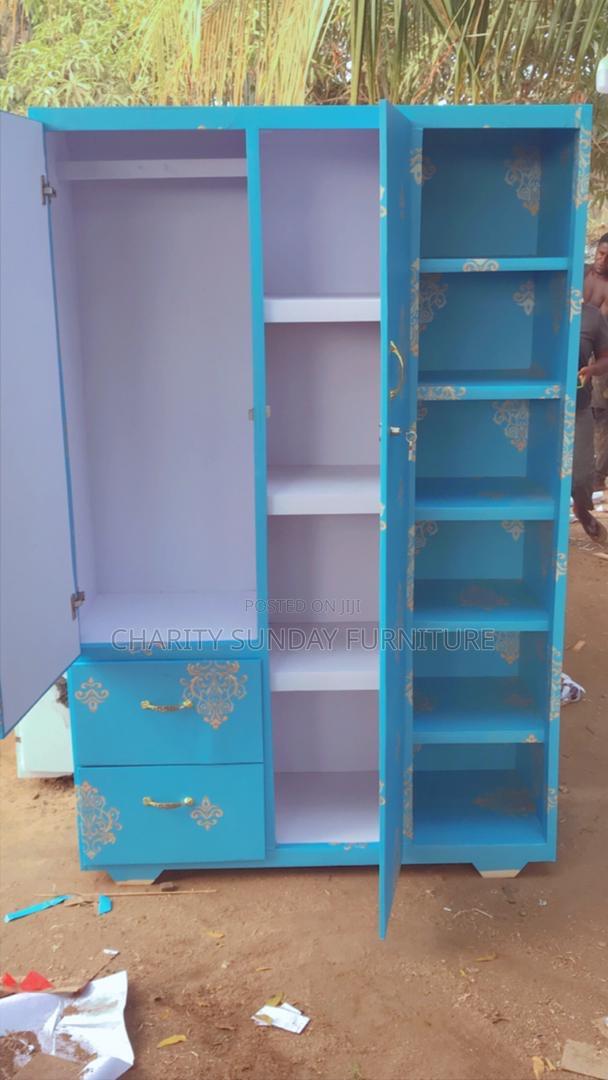 Two in One Wardrobe/Shoerack · Photo 2
