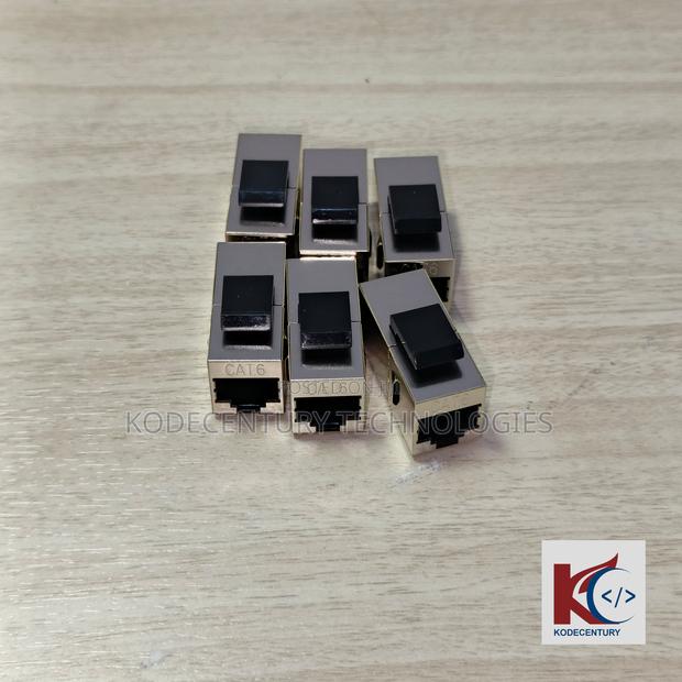 Shielded (Stp) Rj45 Keystone | Rj45 STP Module (Cat6) · Photo 1