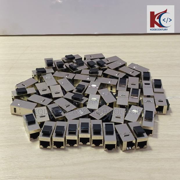 Shielded (Stp) Rj45 Keystone | Rj45 STP Module (Cat6) · Photo 2