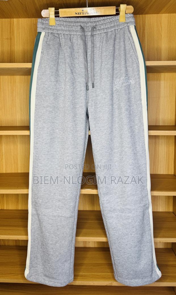 Plain White N Other Multi Colored Joggers Available in Stock · Photo 4