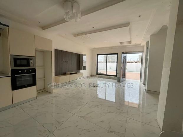 2bdrm Townhouse / Terrace in Lashibi Enclave,, Spintex for rent · Photo 6
