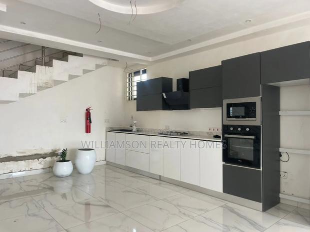 2bdrm Townhouse / Terrace in Lashibi Enclave,, Spintex for rent · Photo 2