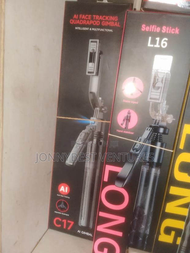 C17 Tracking Gimbal C17 Selfie Stick · Photo 5