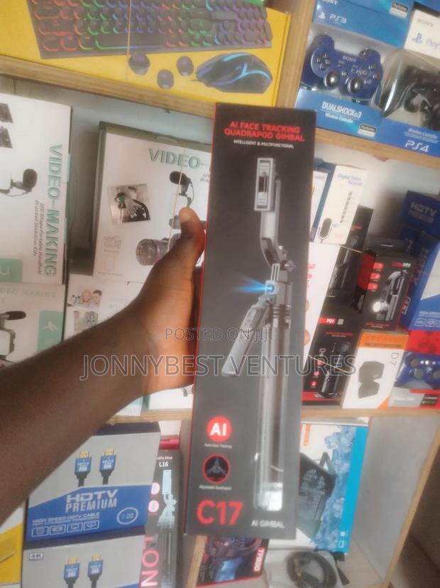 C17 Tracking Gimbal C17 Selfie Stick · Photo 6