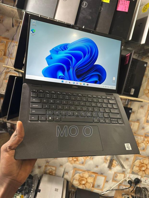 Laptop Dell Latitude 7410 16GB Intel Core I7 SSD 512GB · Photo 2