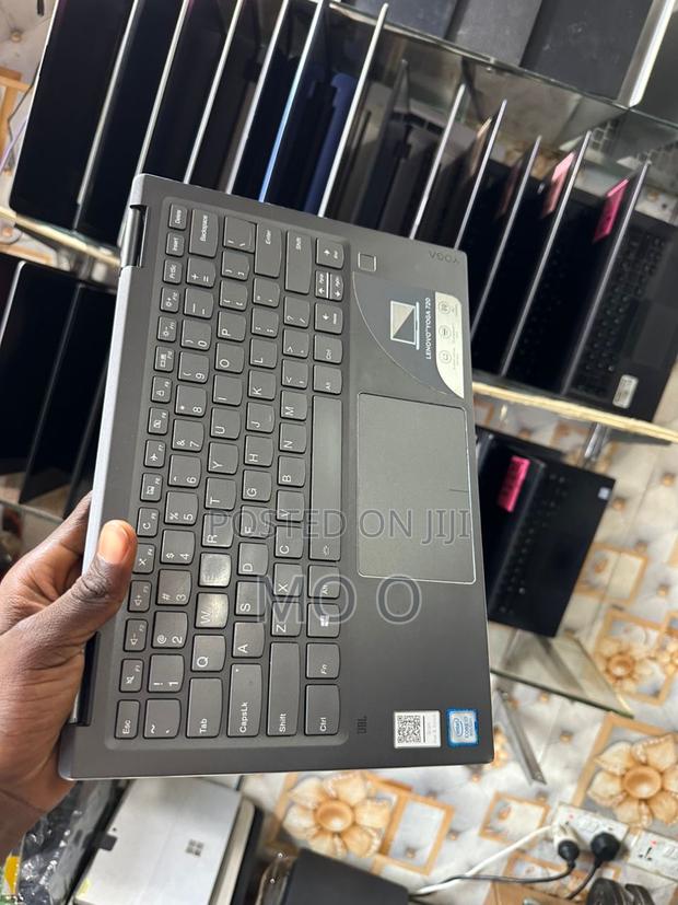 Laptop Lenovo Yoga 730 16GB Intel Core I7 SSD 256GB · Photo 5
