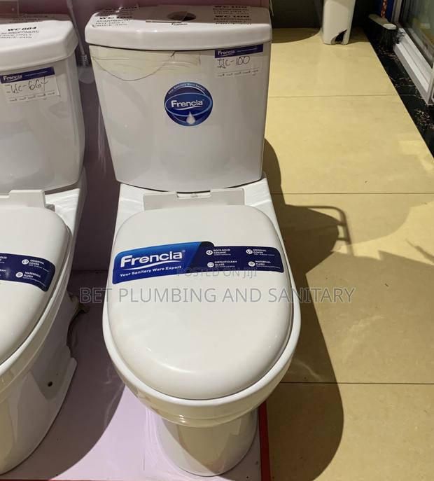 Imported Frencia Water Closet_curved Wc_soft Close Wc_toilet Seat · Photo 1