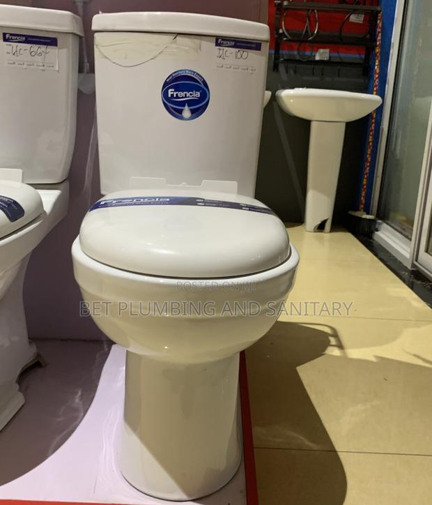 Imported Frencia Water Closet_curved Wc_soft Close Wc_toilet Seat · Photo 2