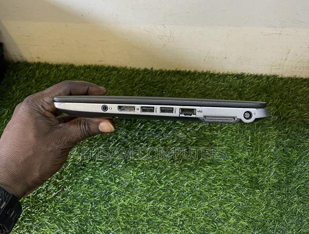Laptop HP EliteBook 820 G1 8GB Intel Core i5 HDD 500GB · Photo 4