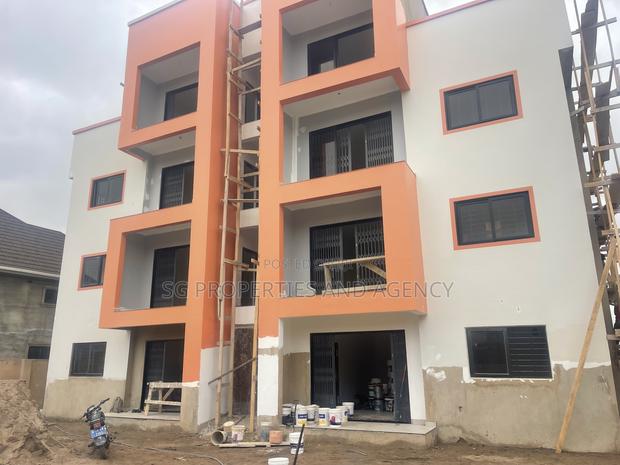 2bdrm Apartment in Lashibi, Sakumono for rent · Photo 1