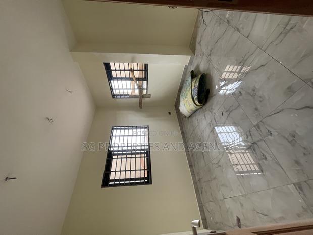 2bdrm Apartment in Lashibi, Sakumono for rent · Photo 6