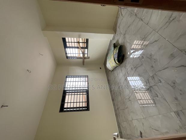2bdrm Apartment in Lashibi, Sakumono for rent · Photo 5