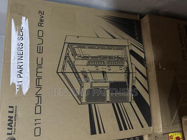 O11 Dynamic Evo Rev. 2 Pc Case · Photo 2