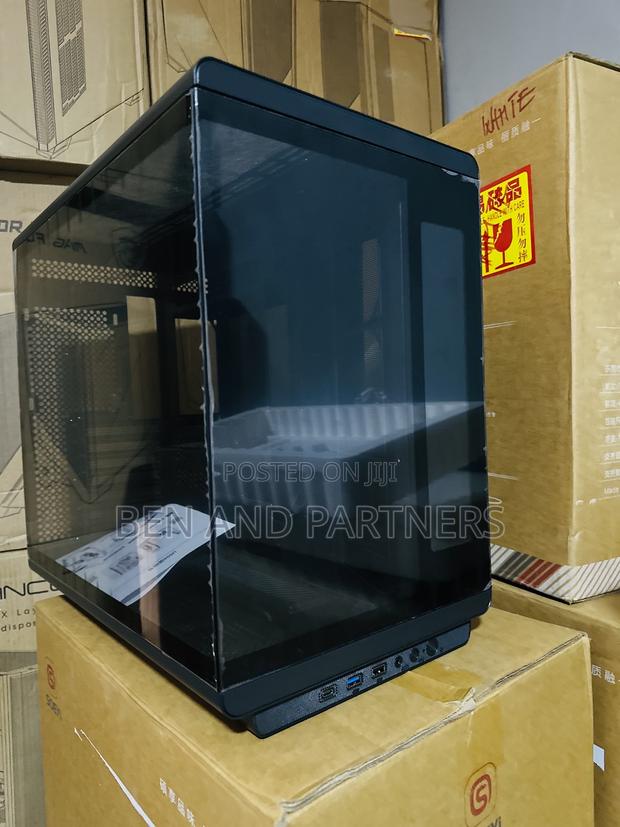 Seoyi Atx Pc Case With Ips Display & Back Connect Support · Photo 3