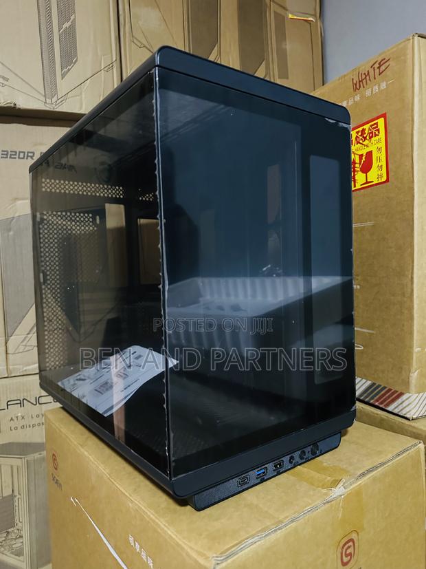 Seoyi Atx Pc Case With Ips Display & Back Connect Support · Photo 1