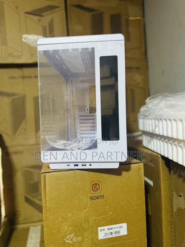 Seoyi Atx Pc Case With Ips Display, Type-c & Support Back Connect · Photo 6