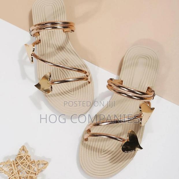 Fashionable Ladies Slippers Sandals Footwear Size 37-41 Fast Delivery · Photo 1
