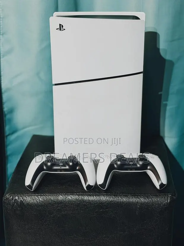 A Month Used Ps 5 Slim · Photo 1