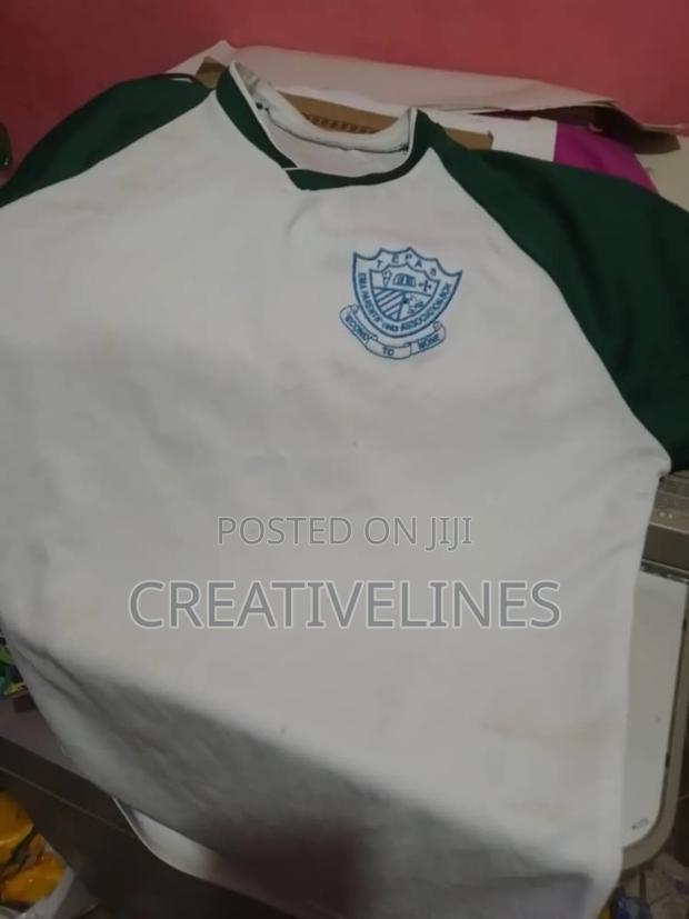 Crest Embroidery · Photo 2