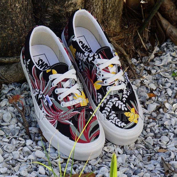 Vans Og Unisex Sneakers · Photo 2