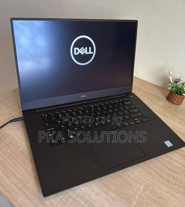Laptop Dell XPS 15 16GB Intel Core I7 SSD 512GB · Photo 1