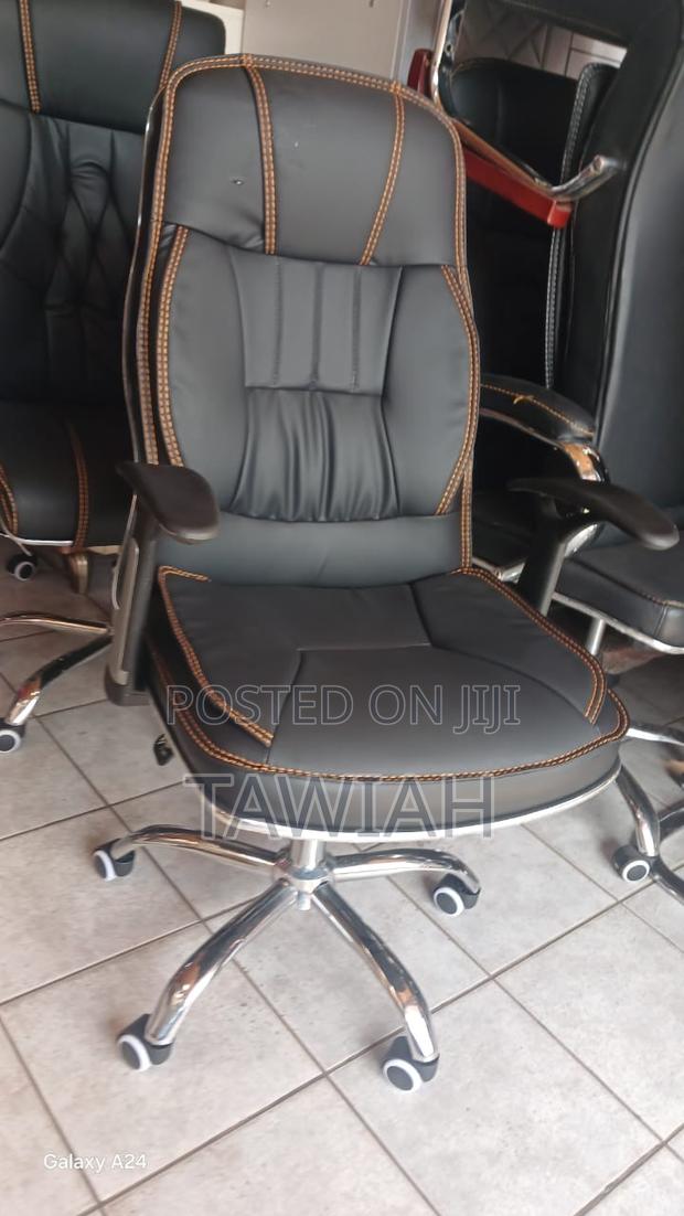 Leather Office Chairs · Photo 2