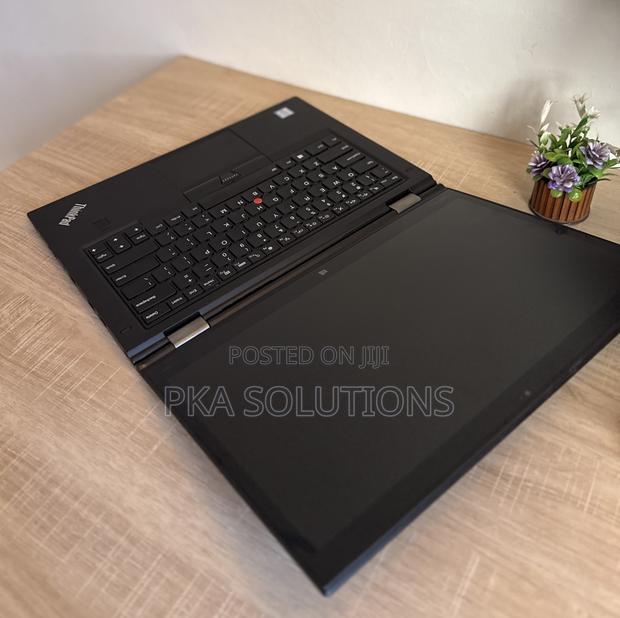 Laptop Lenovo Thinkpad X1 Yoga 8GB Intel Core I7 SSD 256GB · Photo 2