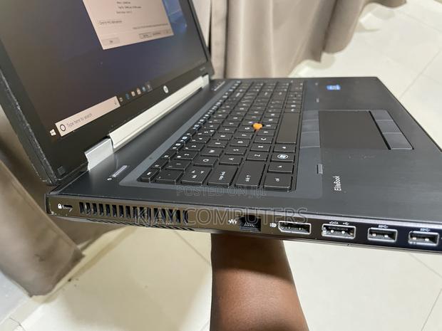 Laptop HP EliteBook 8760W 16GB Intel Core i5 HDD+SSD 128GB · Photo 2