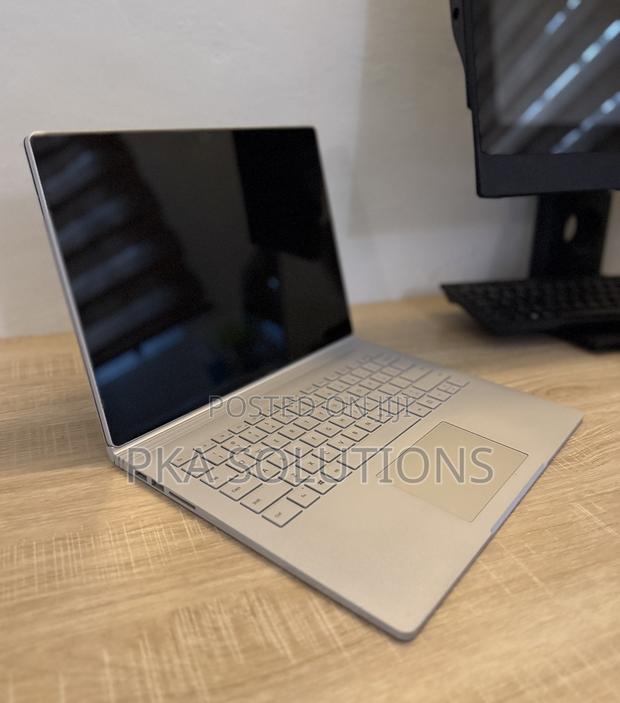 Laptop Microsoft Surface Book 2 8GB Intel Core I5 SSD 256GB · Photo 8