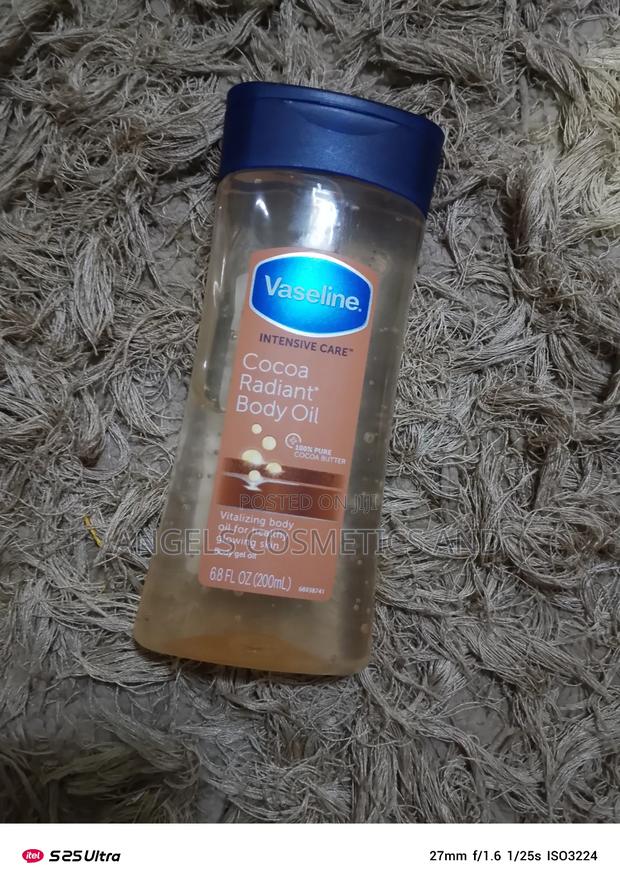 Vaseline Cocoa Radiant Oil · Photo 2