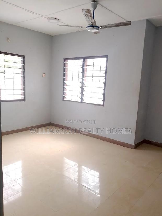 3bdrm House in Community 20 Estate, Spintex for rent · Photo 6