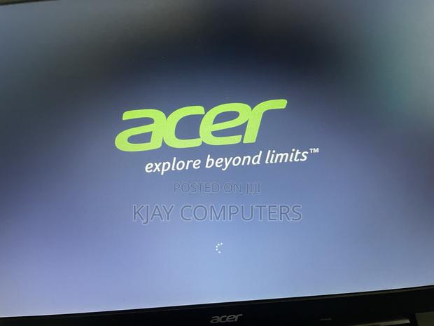 Laptop Acer TravelMate P273 M 8GB Intel Core i3 HDD 1T · Photo 3