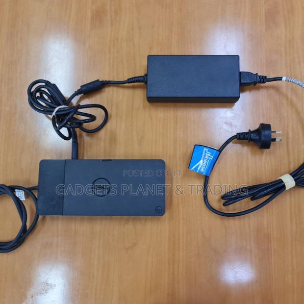 Dell Wd19 Usb-C Docking Station Usb 3.0 Hdmi Dp Rj45 -Includes Adapter · Photo 1
