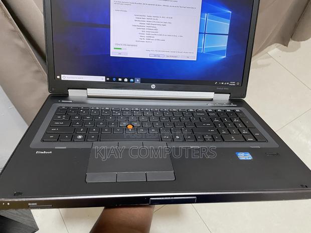 Laptop HP EliteBook 8760W 16GB Intel Core i5 HDD+SSD 128GB · Photo 1