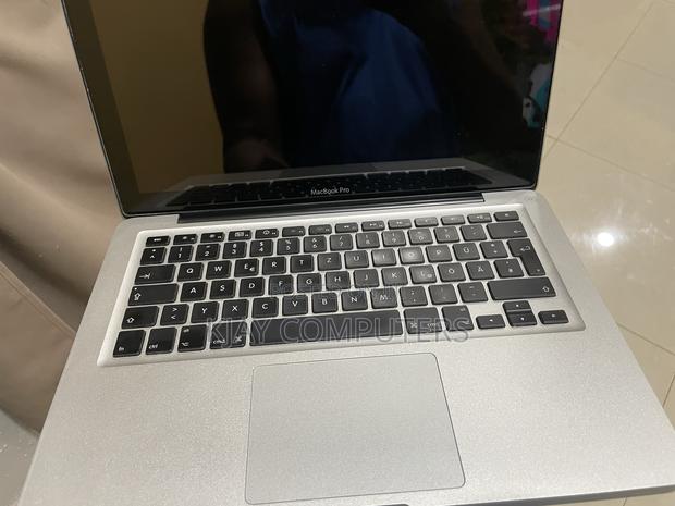 Laptop Apple MacBook Pro 2011 8GB Intel Core i5 SSD 128GB · Photo 1