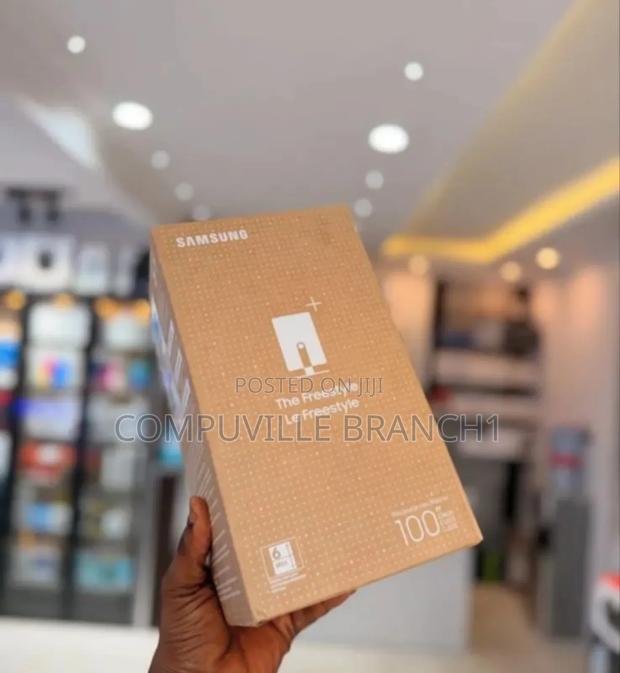 Samsung the Freestyle Projector · Photo 1