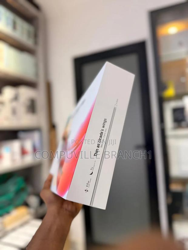 V2com S8 Ultra 14" Monitor Extender · Photo 2