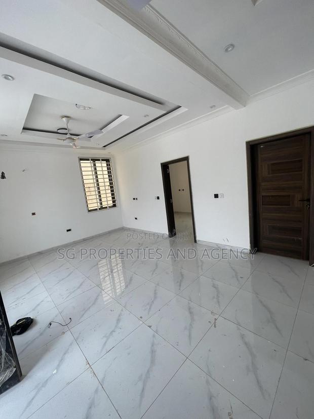3bdrm House in Spintex, Baatsona Total for sale · Photo 6