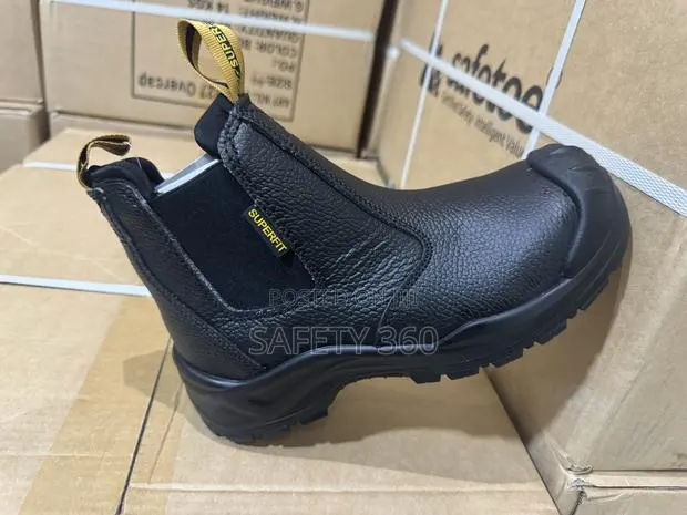 Safety Boot · Photo 1