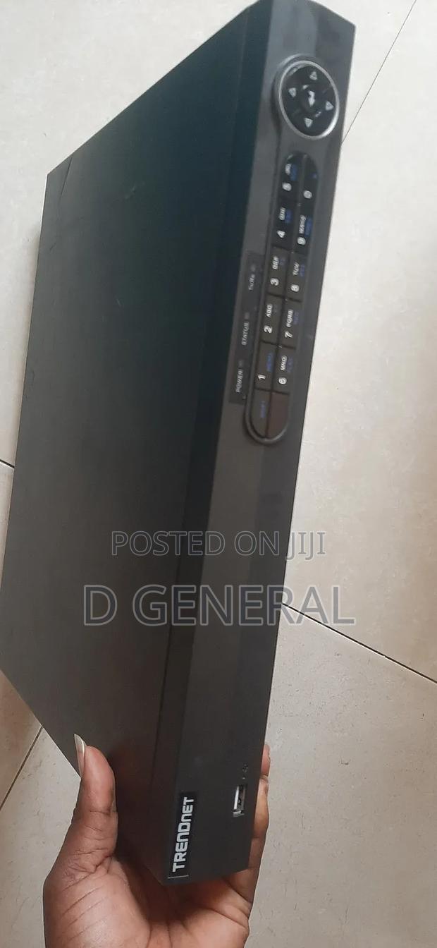6tb Trendnet Gigabit Switch 16 Port · Photo 2