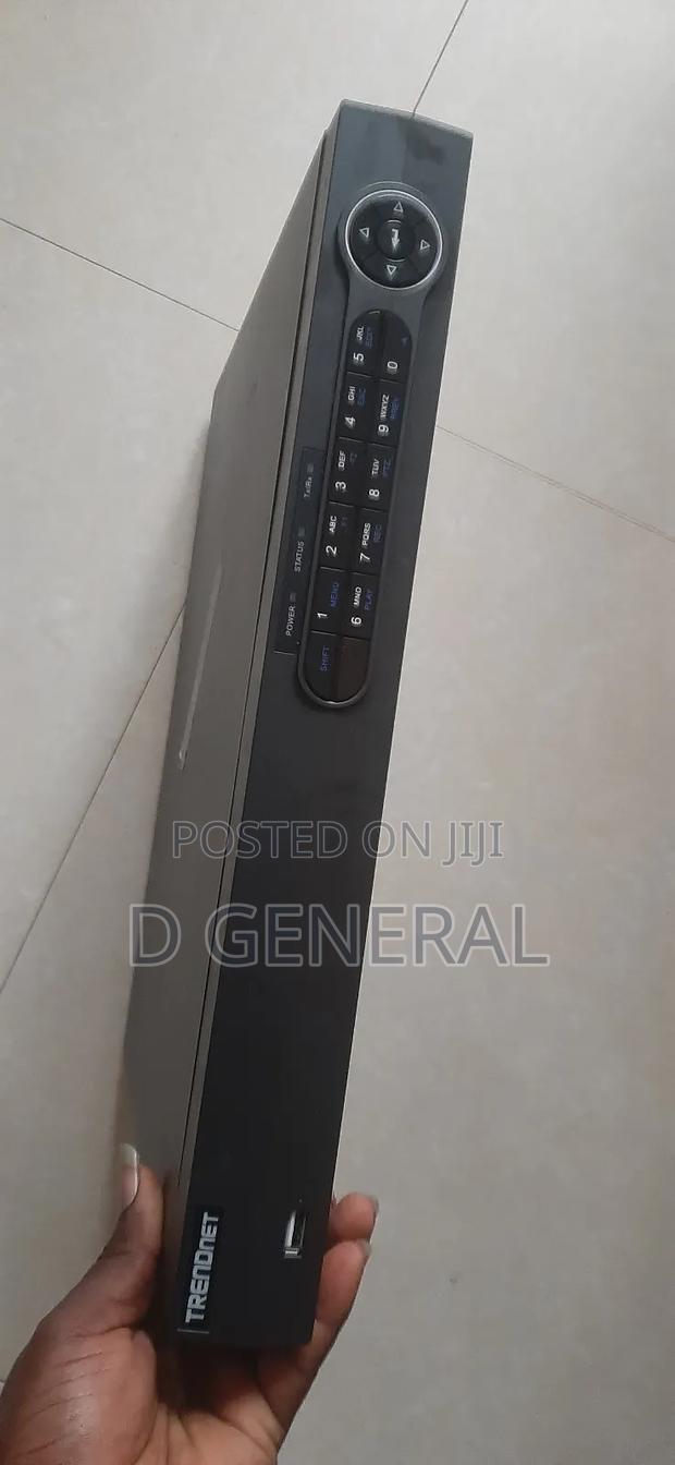 6tb Trendnet Gigabit Switch 16 Port · Photo 3
